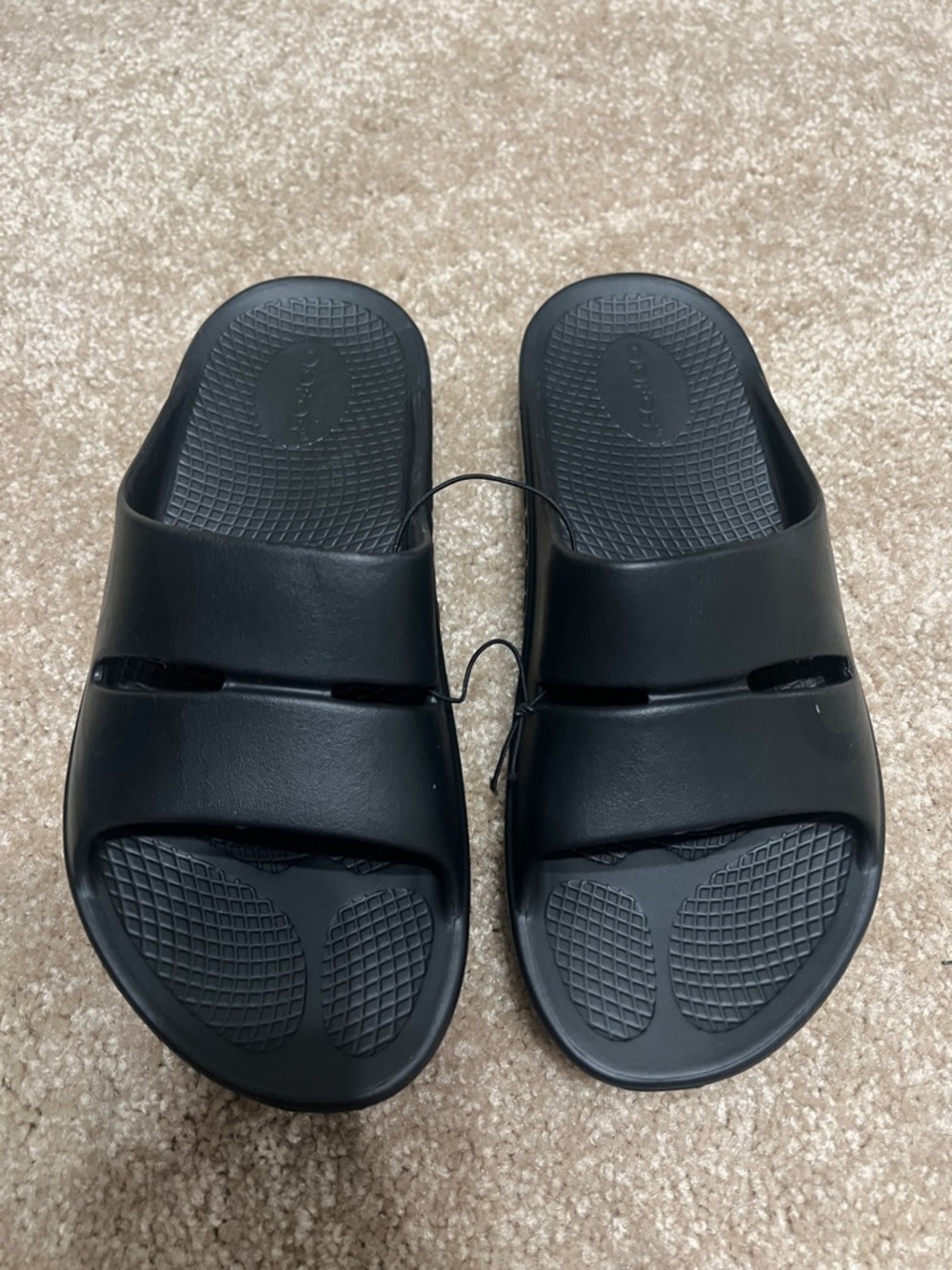 OOFOS Black Slide Sandals with Cushioned Platform - Picture 2 of 7